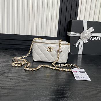 Chanel 24K Cosmetic bag-17cm