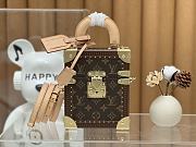 Louis Vuitton Monogram Camera Box-16x13x7.5cm - 1