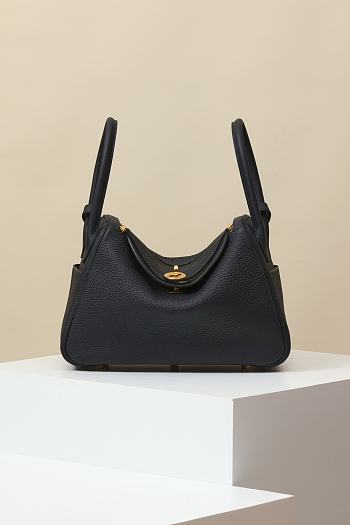 Hermès | Small Lindy 26 bag Black Gold- 26 cm