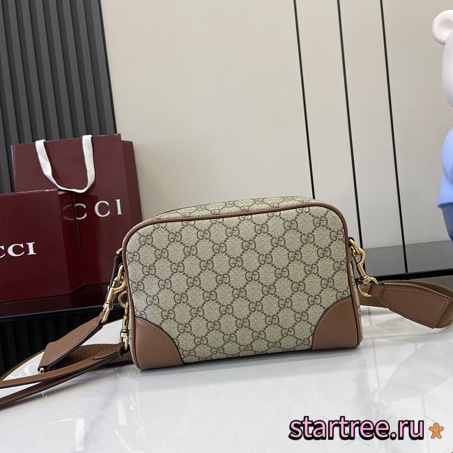 Gucci GG Emblem small crossbody bag Brown For Men-23*16.5*8cm - 1
