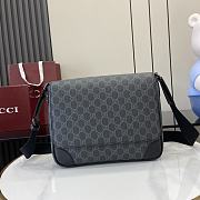 Gucci GG Emblem medium crossbody bagBlack for Men-29x23x7.5cm - 1