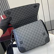 Gucci GG Emblem medium crossbody bagBlack for Men-29x23x7.5cm - 2