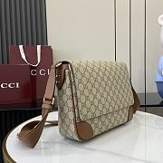 Gucci GG Emblem medium crossbody bag Brownfor Men-29x23x7.5cm - 2