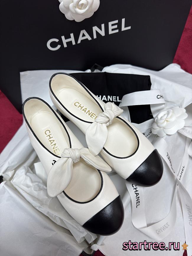 Chanel Mary Janes White Black - 1