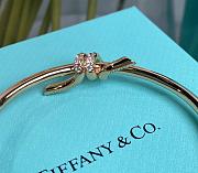 Tiffany Knot Wire Bangle in Yellow Gold with Diamonds - 4