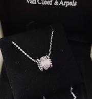 Van Cleef Arpels necklace 004 - 2