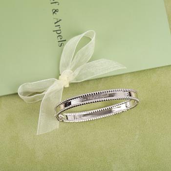 Van Cleef Arpels Bracelet 004