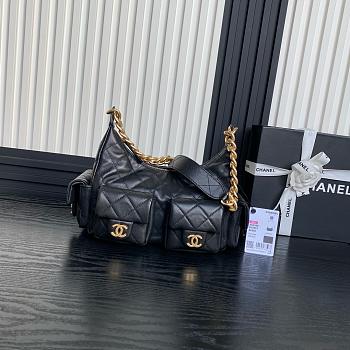 Chanel Shiny Lambskin Quilted Small CC Hobo Black-22x31x15cm