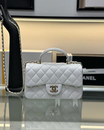 Chanel Mini flap bag with top handle Lambskin White-20*12*6cm