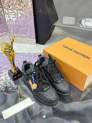 Louis Vuitton Sneakers 022 - 3