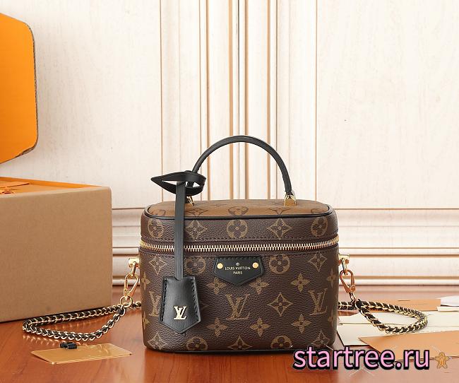 Louis Vuitton Vanity Chain Pouch M47128-19*13*11cm - 1