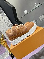 Louis Vuitton Sneakers 024 - 4