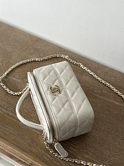 Chanel 25C Vanity Top Handle 17cm White - 6
