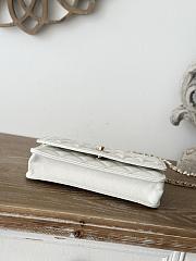 Chanel 25C Woc With Handle Caviar White-19cm - 5