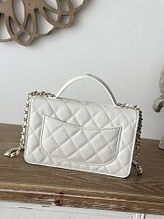 Chanel 25C Woc With Handle Caviar White-19cm - 2