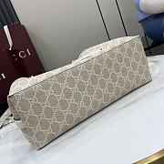 Gucci Emblem medium tote bag beige and white-30cm - 2