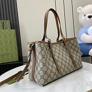 Gucci Emblem medium tote bag beige and Dark brown-30cm - 6