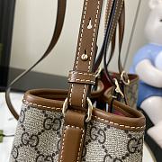 Gucci Emblem medium tote bag beige and Dark brown-30cm - 5