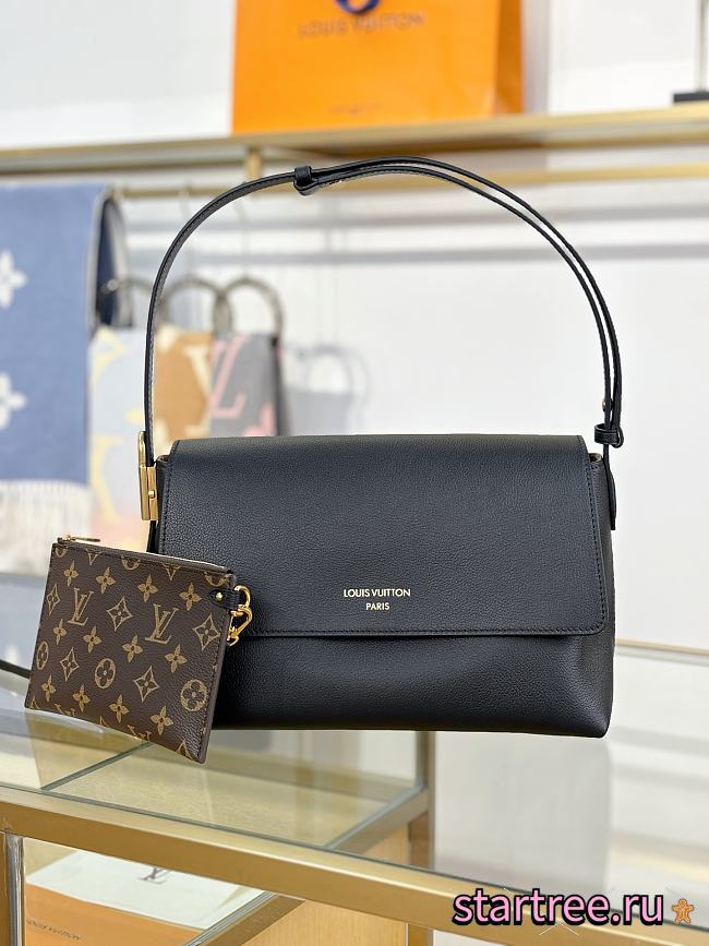 Louis Vuitton Low Key Messenger18 Black-30*18*12CM - 1