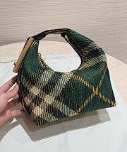 Burberry Mini Peg Duffle Bag in Ivy-21.5 x 10.5 x 23cm - 1
