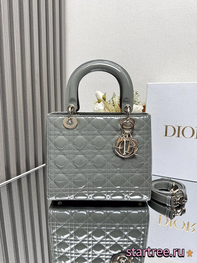 Dior Medium Lady Dior Petent leather 001-24cm - 1