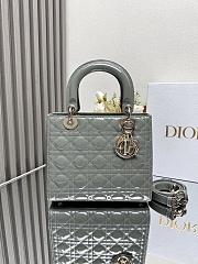 Dior Medium Lady Dior Petent leather 001-24cm - 1
