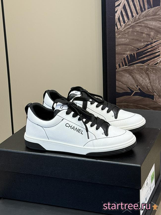 Chanel Sneakers 017 - 1