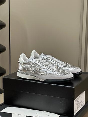 Chanel Sneakers 018