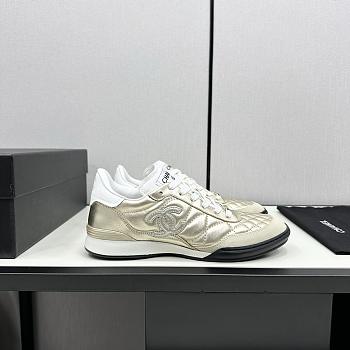 Chanel Sneakers 019