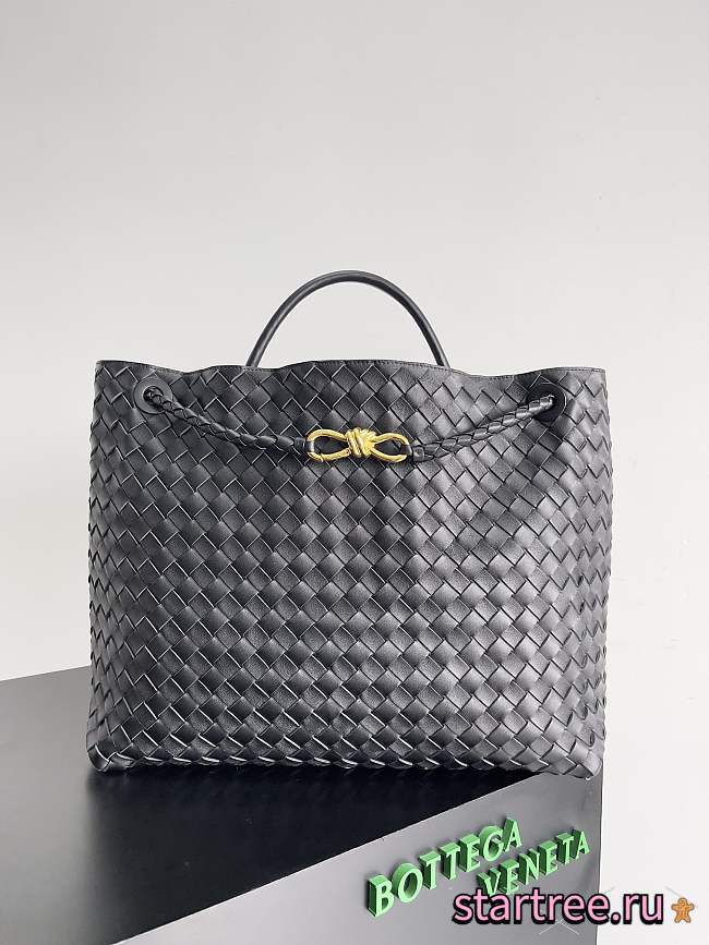 Bottega Veneta Large Andiamo Black Gold-42cm - 1