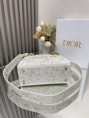 Dior D-Lite Medium Lady Bag -24cm - 3