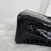 Hermes Birkin 25 Patent Black Crocodile Gold Hardware - 5