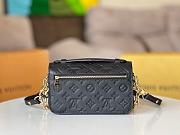 LV Pochette Metis East West Monogram M46595 - 4