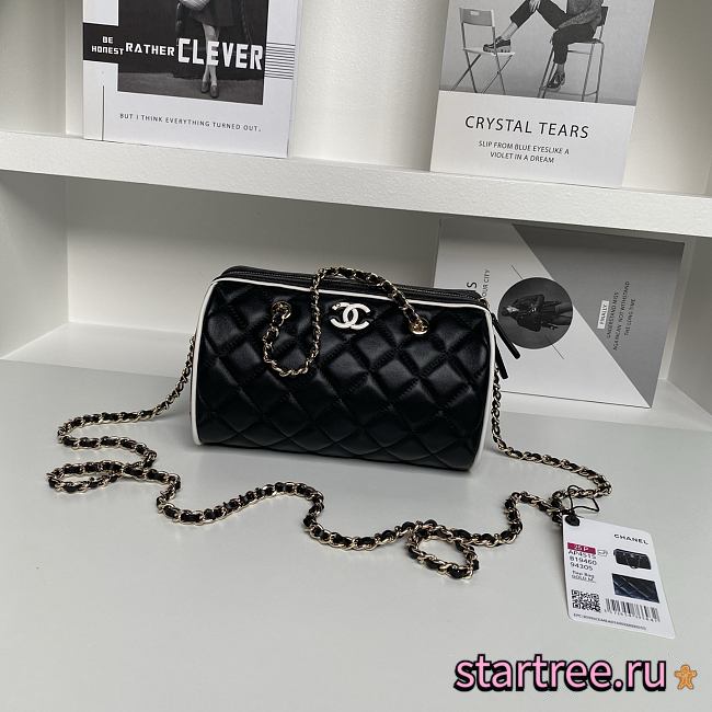 Chanel Boston Chain Bag Lambskin Black-11.5*18.5*11cm - 1
