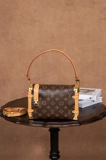 Louis Vuitton Soft Trunk M46385-23.5*16*8.5CM