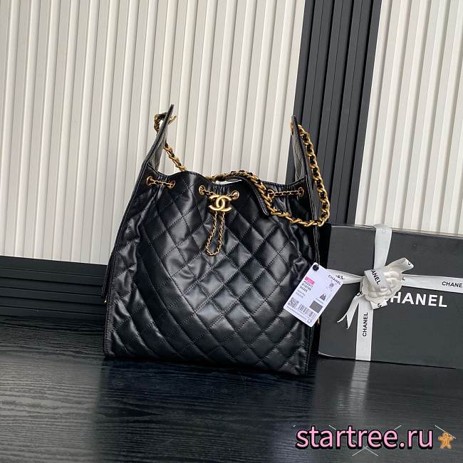 Chanel 25C Hobo Bag Black- 40×30×15cm - 1