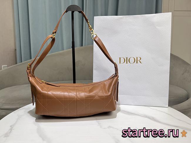 Dior Medium D-Journey Bag in Vintage Smooth Calfskin-33 x 16 x 15 cm - 1
