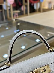 Hermes KELLY 19 IN White - 3