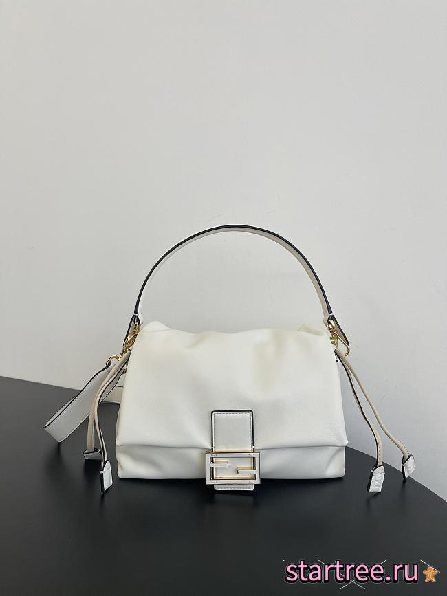 Fendi Mamma Baguette Medium White nappa leather bag-26.5x8.5x18cm - 1