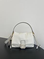 Fendi Mamma Baguette Medium White nappa leather bag-26.5x8.5x18cm - 1