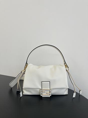 Fendi Mamma Baguette Medium White nappa leather bag-26.5x8.5x18cm