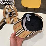 Burberry Cap - 4