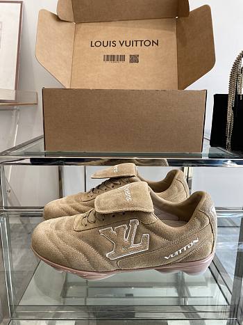 Louis Vuitton Sneakers 037