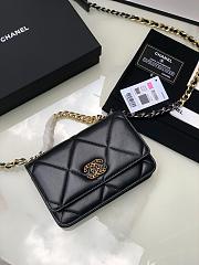 Chanel 19 Woc Calfskin Black-19*11.5*7cm - 1
