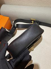 Hermès 2023 Kelly Moove Black  - 5