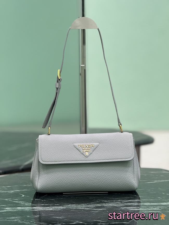 Prada Women's Shoulder Bags in Saffiano Leather & Nylon 001-26x14x9.5cm - 1