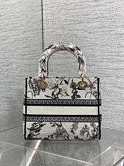 Dior Medium Lady D-Lite Bag Embroidery with Multicolor 003-24cm - 3