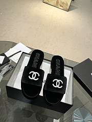 Chanel slippers 010 - 1