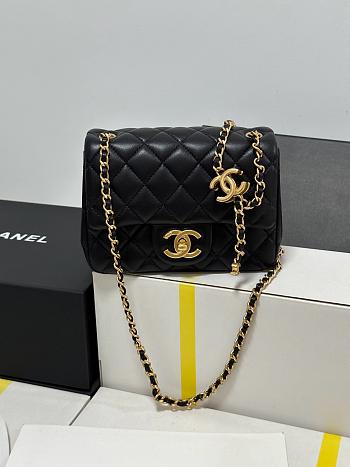 Chanel 25B Classic Flap Bag Black-17cm