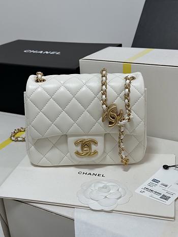 Chanel 25B Classic Flap Bag White-17cm